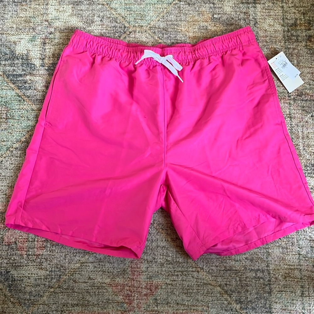 NWT Old Navy Men’s Bathing suit, 7” sz L